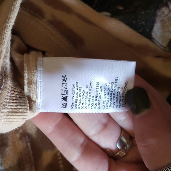 UO "Far Out" Butterfly Oversized Short Sleeve T-shirt - Picture 5 of 6